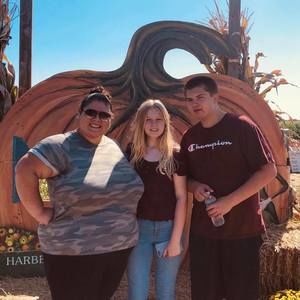 Meet your Posher, Helena